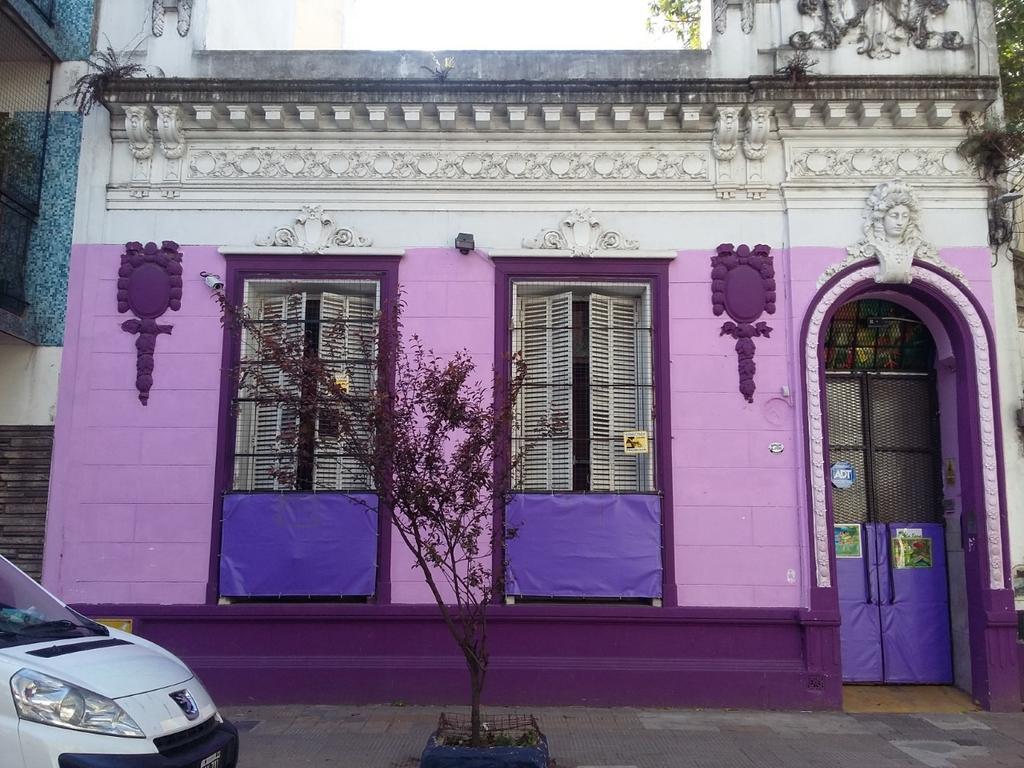 Hospedaje La Rana Buenos Aires Exteriör bild