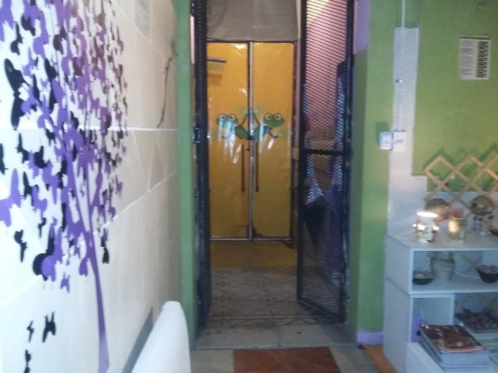 Hospedaje La Rana Buenos Aires Exteriör bild